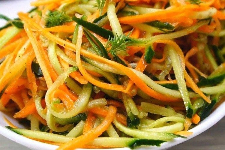 Pepinos al estilo coreano con mostaza para el invierno