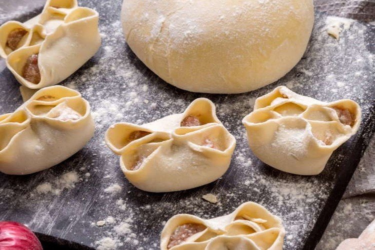 Manti-Teig mit Stärke