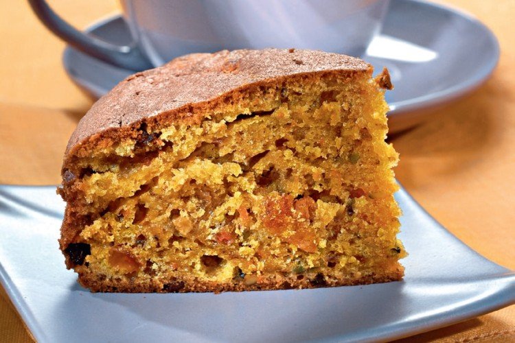 Pastel de calabaza con nueces y frutos secos