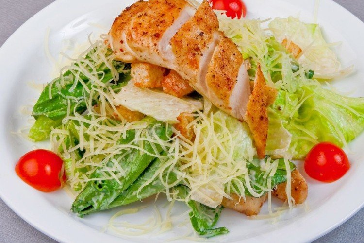Chuka-Salat mit Pute