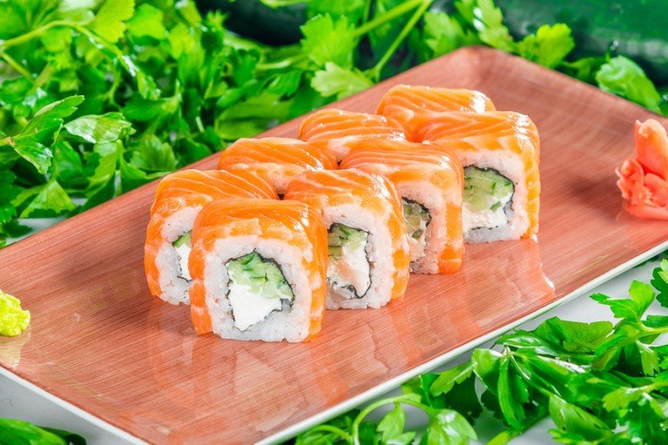 Philadelphia Rolls mit geräuchertem Lachs