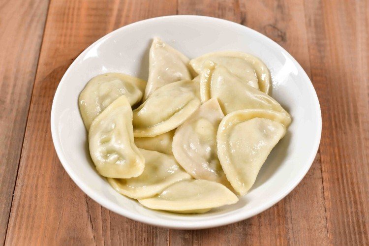 Vareniki mit Quark und gebratenen Zwiebeln
