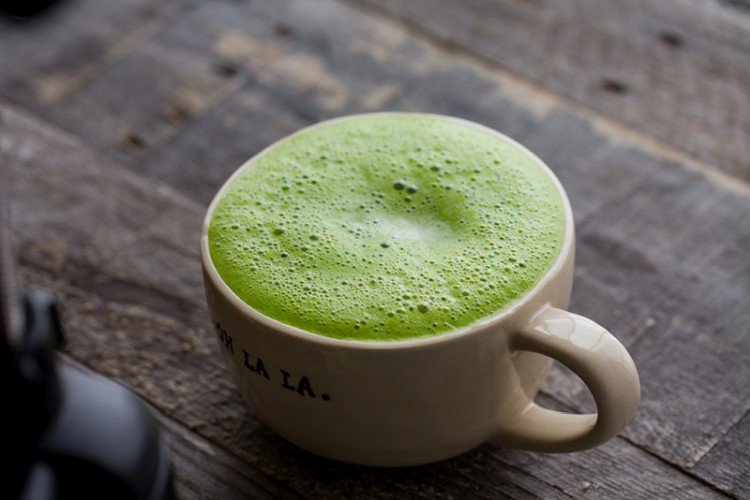 Matcha Latte mit Espresso