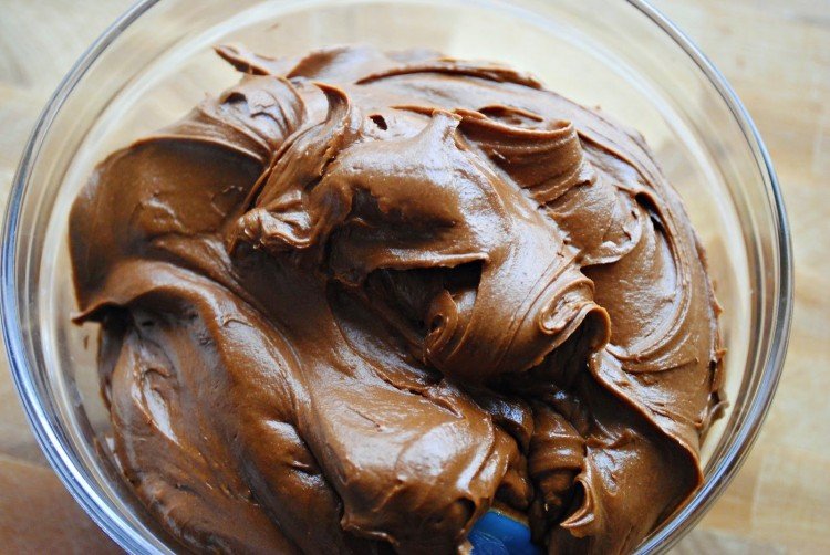 Crema de chocolate con cereza