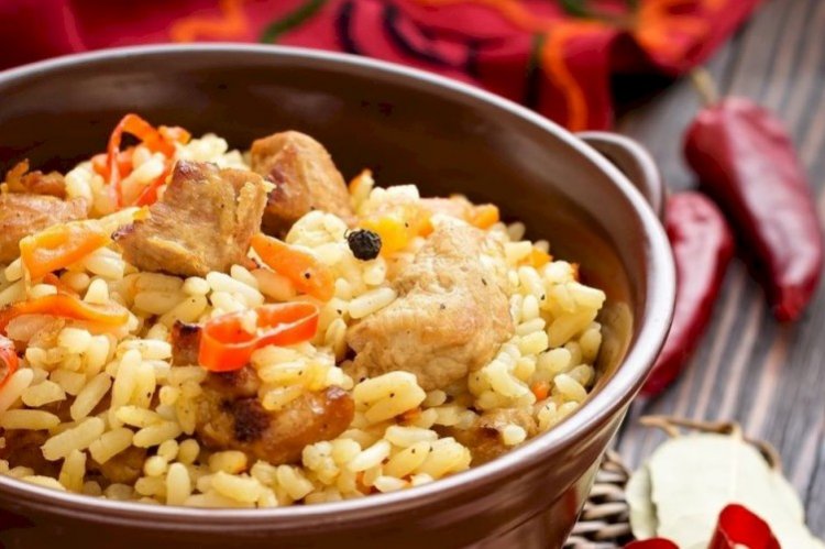 Pilaw mit Huhn und Paprika