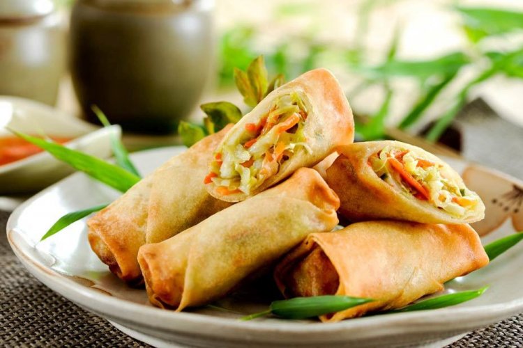 Spring Rolls with Cabbage and Ginger