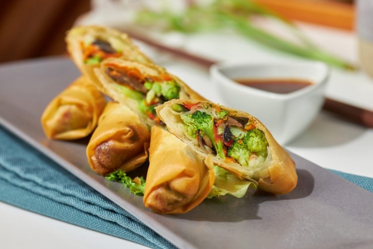 Spring Rolls with Broccoli