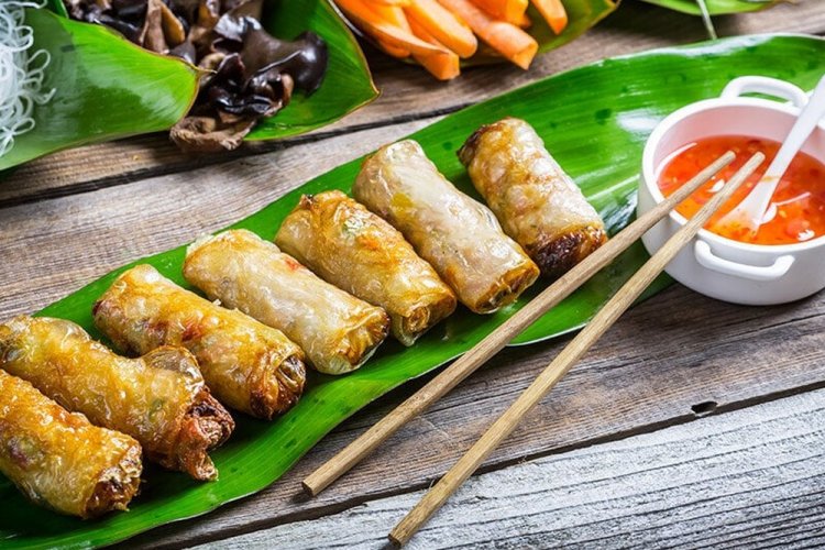 Spring Rolls with Turkey and Avocado