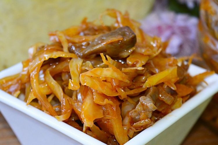 Kraut-Soljanka mit Honigpilzen
