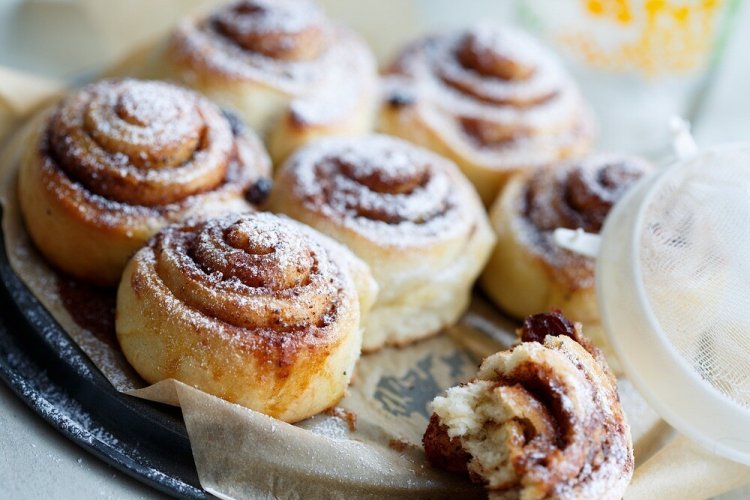 Yeast Cinnamon Rolls