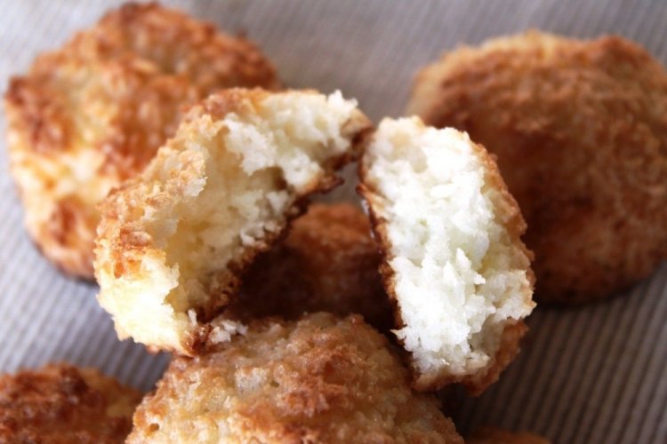 Soft Coconut Cookies