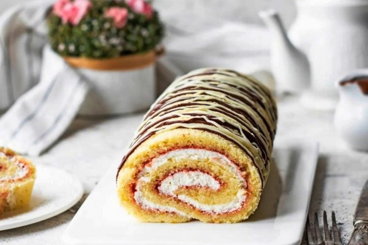 Sponge Cake Roll