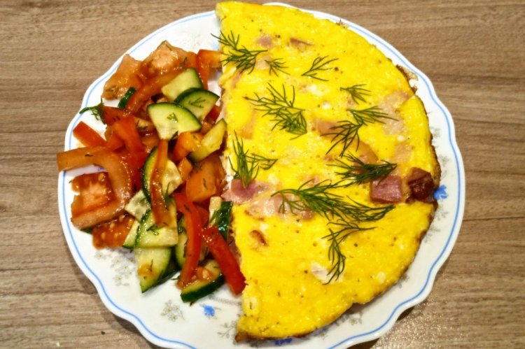Omelett mit Pilzen und Speck