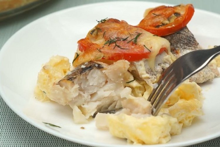 Hake with Potatoes in the Oven