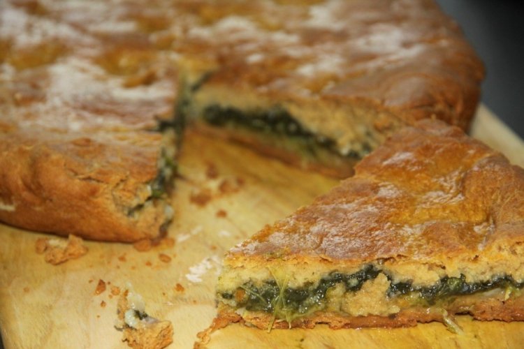 Tarta de acedera con kéfir