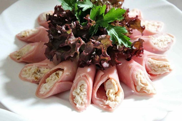 Schinkenröllchen mit Pilzen