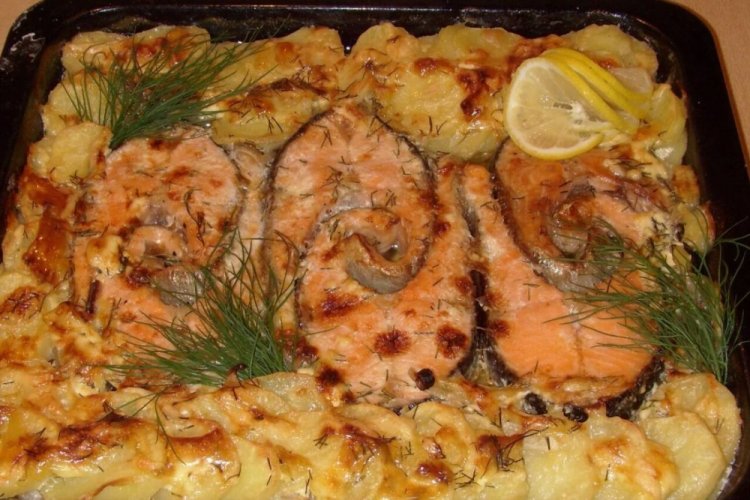 Forelle mit Kartoffeln aus dem Ofen