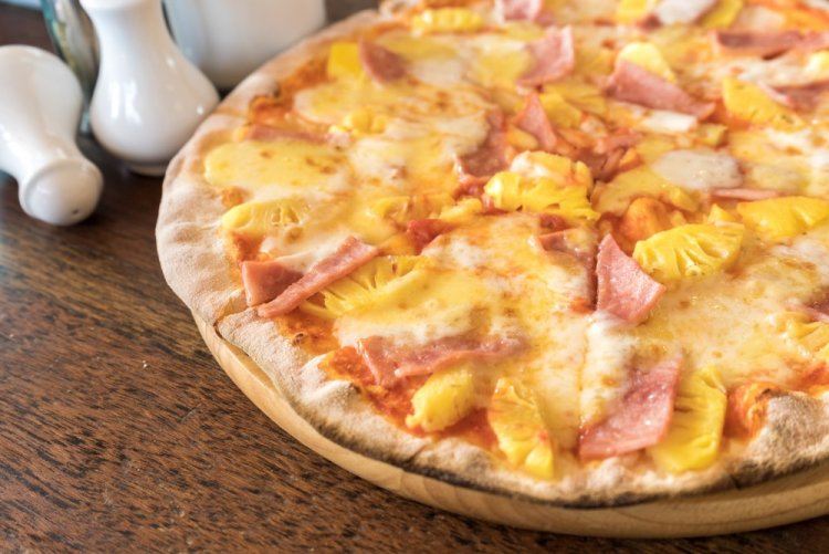 Pizza Hawaiana