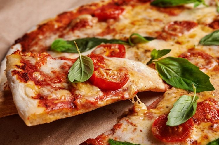 Hausgemachte Pizza Margherita auf die Schnelle