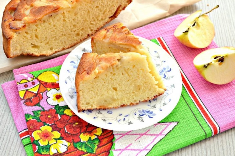 Apple Charlotte with Mayonnaise