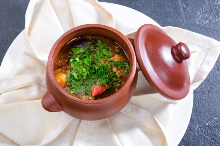 Chanachi mit Lammfleisch und Quitte
