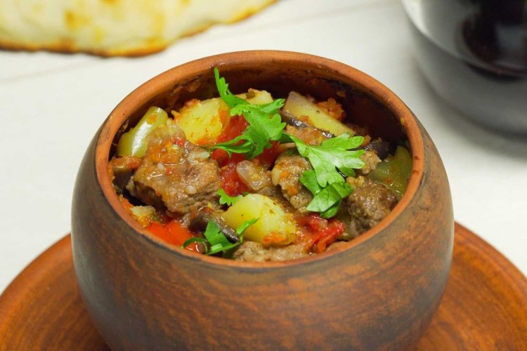 Chanachi mit Zucchini