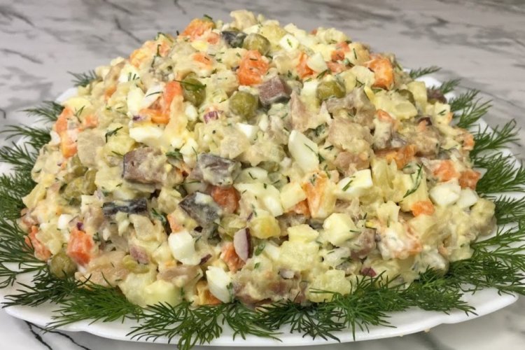Olivier-Salat mit Hering