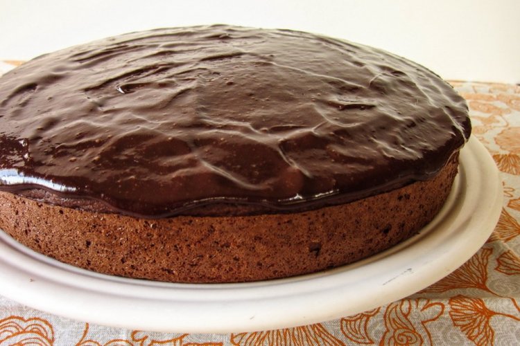 Tarta de chocolate en microondas en 10 minutos