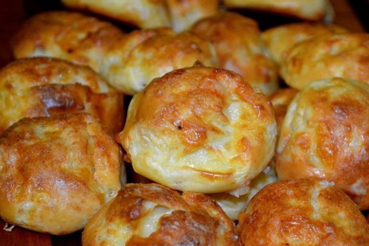 Käsebällchen mit Lachs