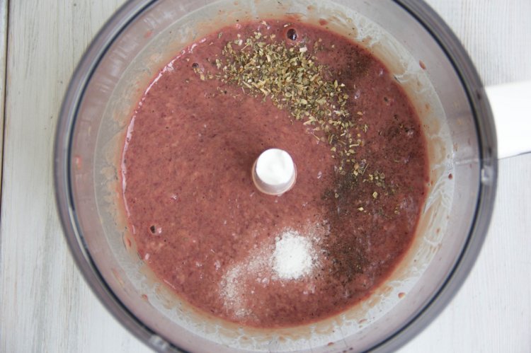 Leberkuchen aus Hühnerleber mit Milch