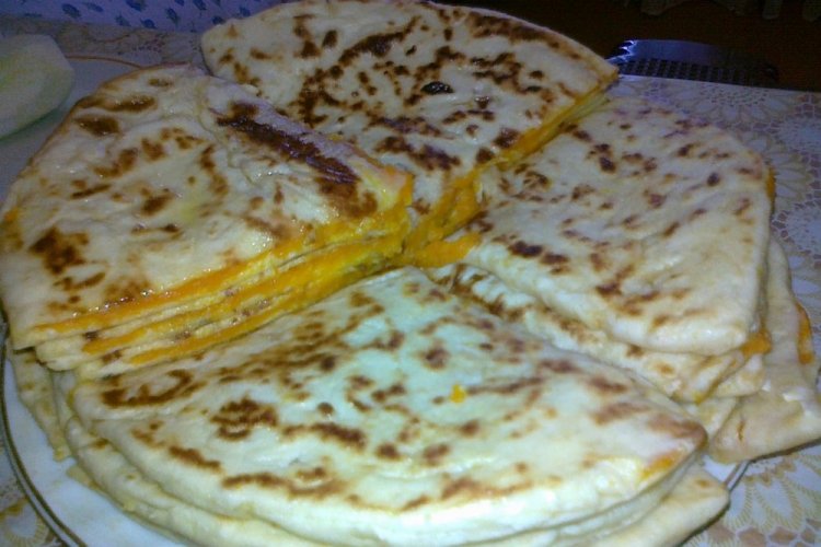 Khychiny mit Kürbis