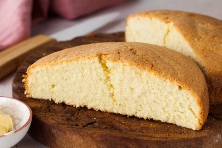 Bizcocho de mantequilla en olla de cocción lenta