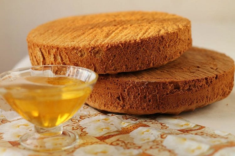 Bizcocho de miel en olla de cocción lenta
