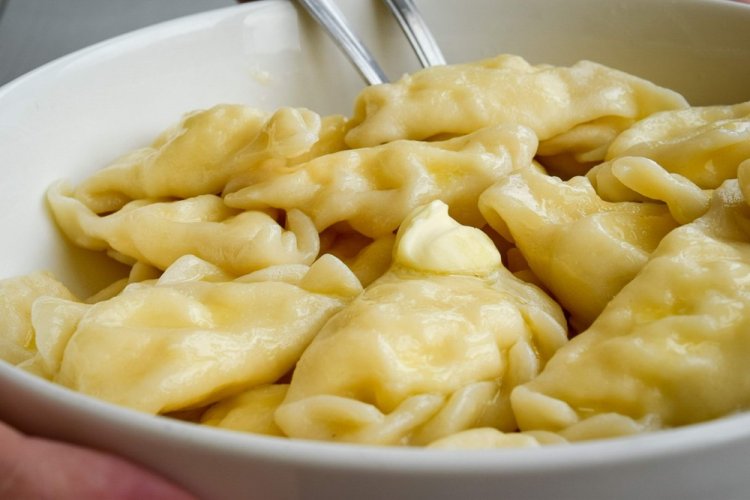 Wareniki mit Käse