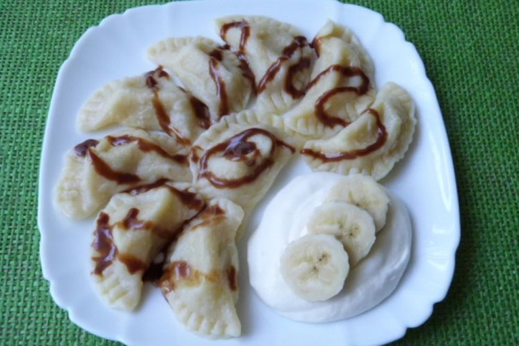 Wareniki mit Bananen und Nutella