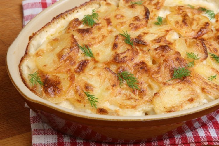 Gratinado de fletán con patatas