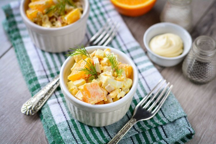 Krabbensalat mit Orangen