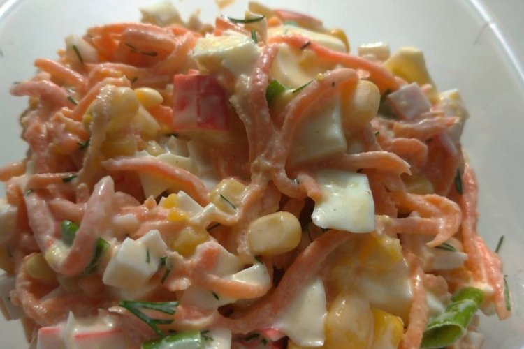 Krabbensalat mit koreanischen Karotten