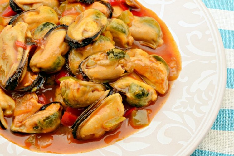 Muscheln in Sahne-Tomaten-Sauce aus dem Multikocher