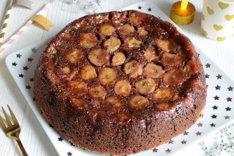 Pastel de chocolate con plátano