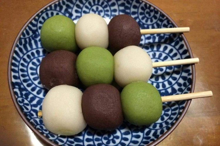 Dango mit Kakao
