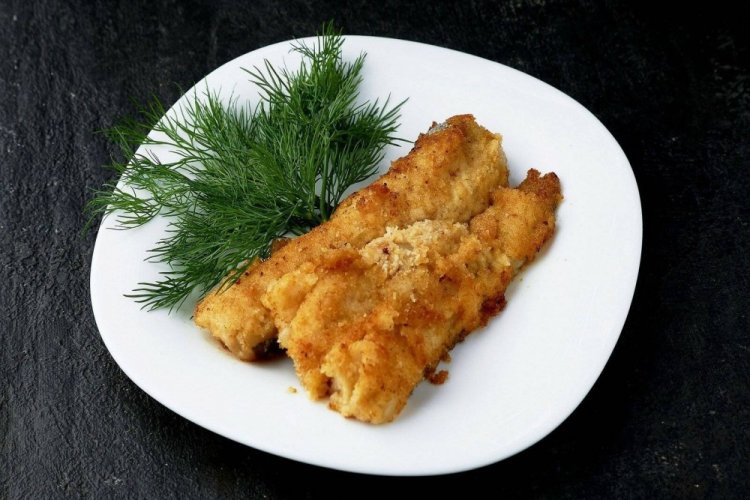 Karpfen in knuspriger Panade