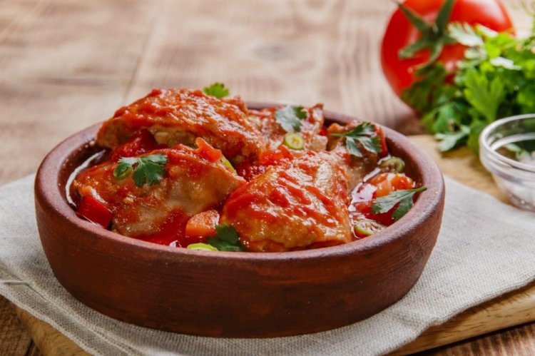 Chicken Chakhokhbili with Mushrooms