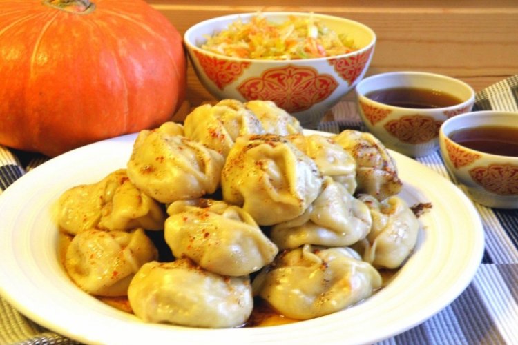Manty mit Kürbis