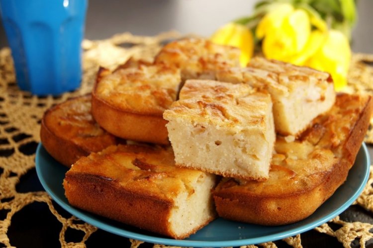 Tarta de manzana con sémola