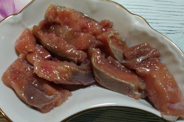 Gesalzener Buckellachs in Sojasauce