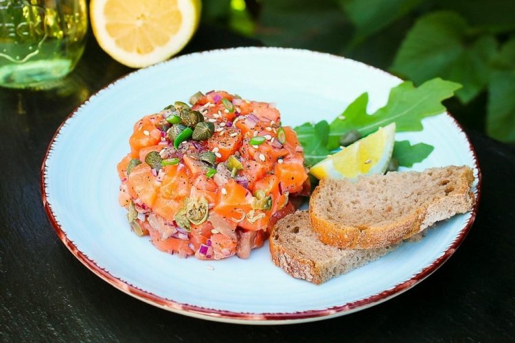 Tartar de salmón