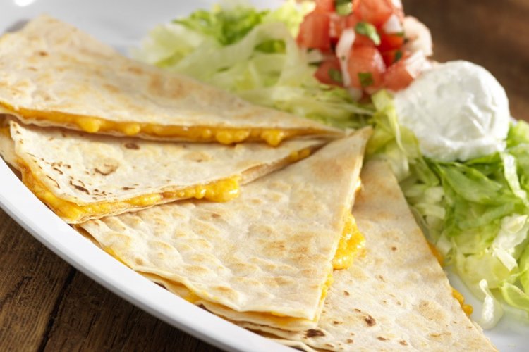 Quesadilla mit Käse