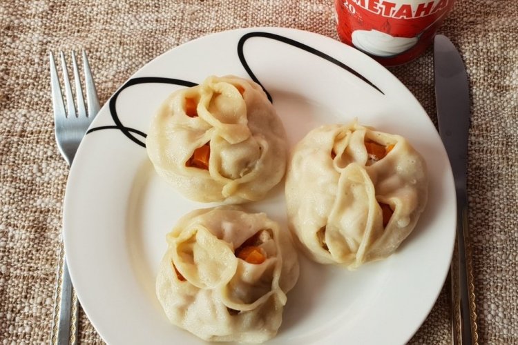Manti de calabaza y carne en olla multifunción