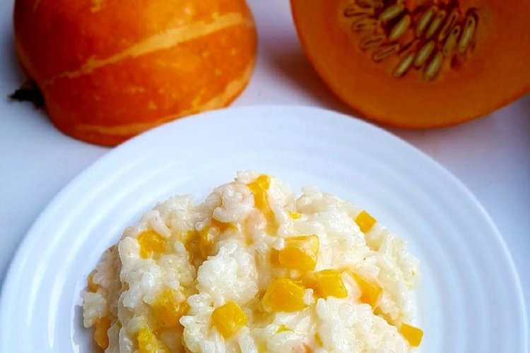 Pumpkin Rice Porridge with Milk in a Multicooker